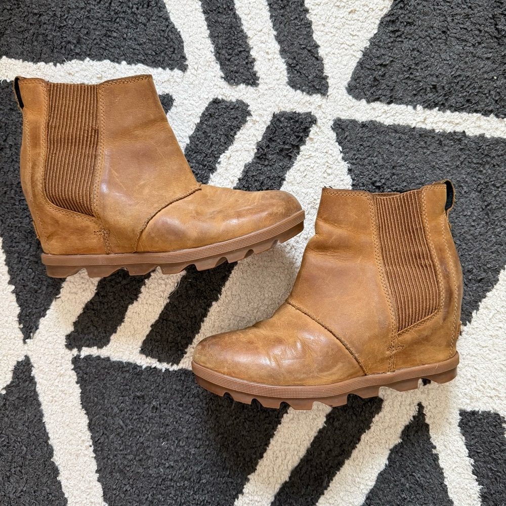 Sorel Tan Leather Wedge Boots